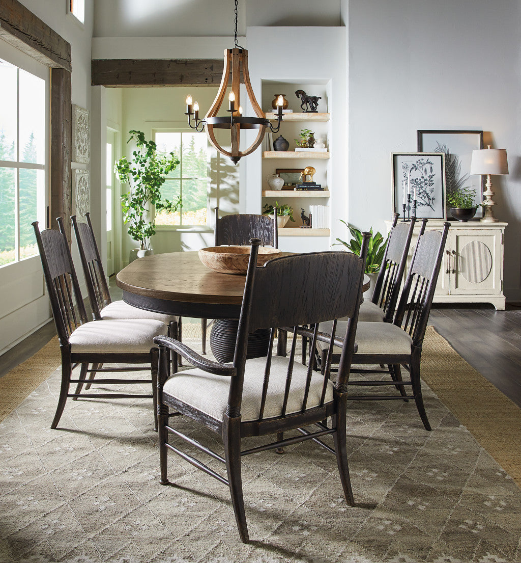 Americana Round Pedestal Dining Table with 1-22in Leaf